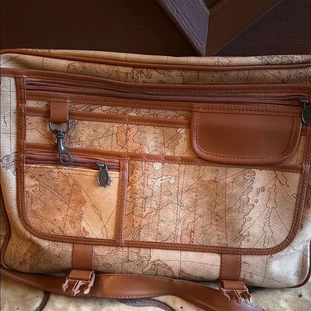 Vintage Map Design Messenger Bag